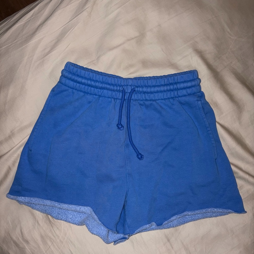 Aritzia TNA Sweatshort